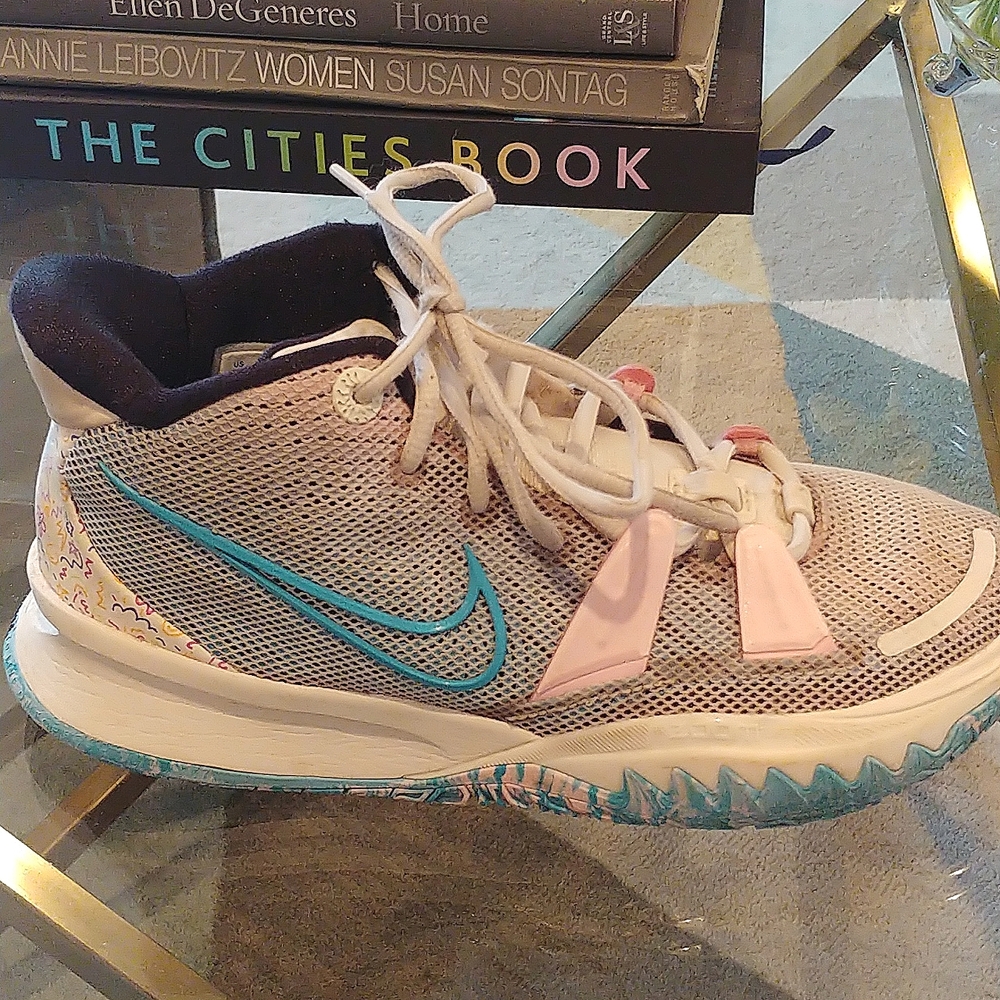 Awesome Nike *Kyrie 7 VII*  High Tops